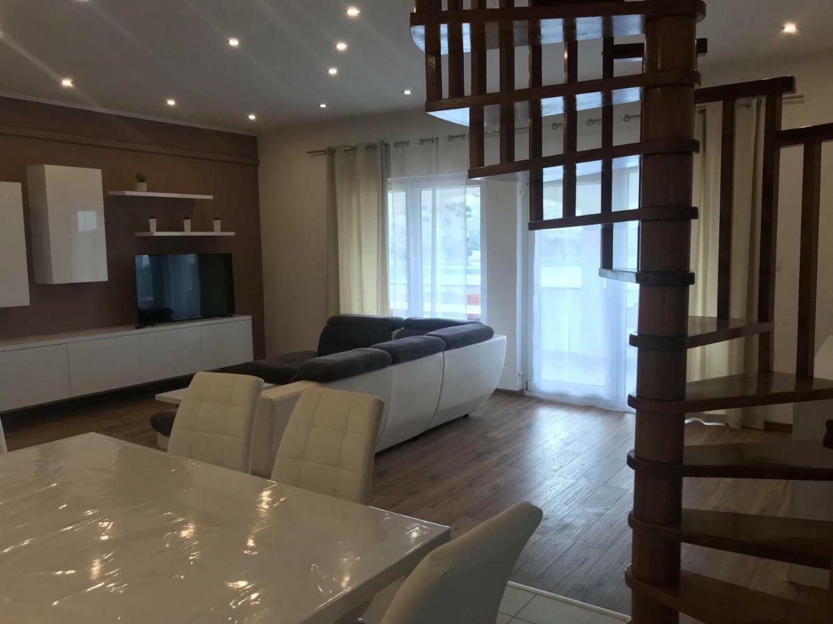 Sandra -Lopar Ngoại thất bức ảnh